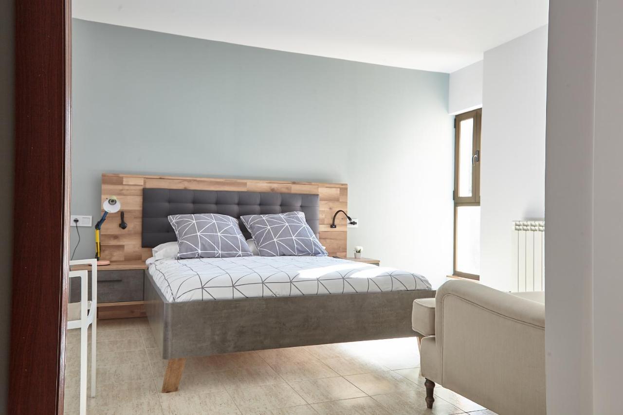 Hostal Fontanan La Pola de Gordon Zewnętrze zdjęcie